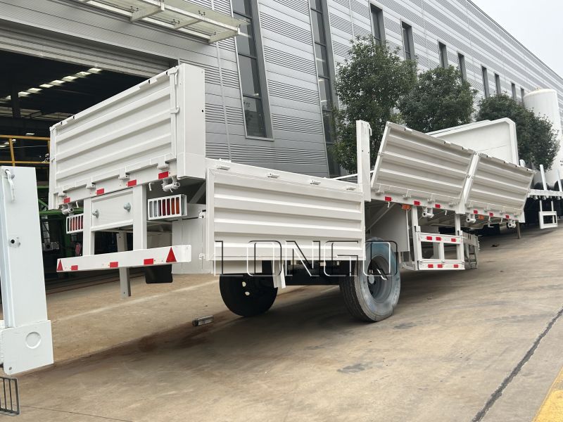 Trailer đầy đủ 2 trục bên tường