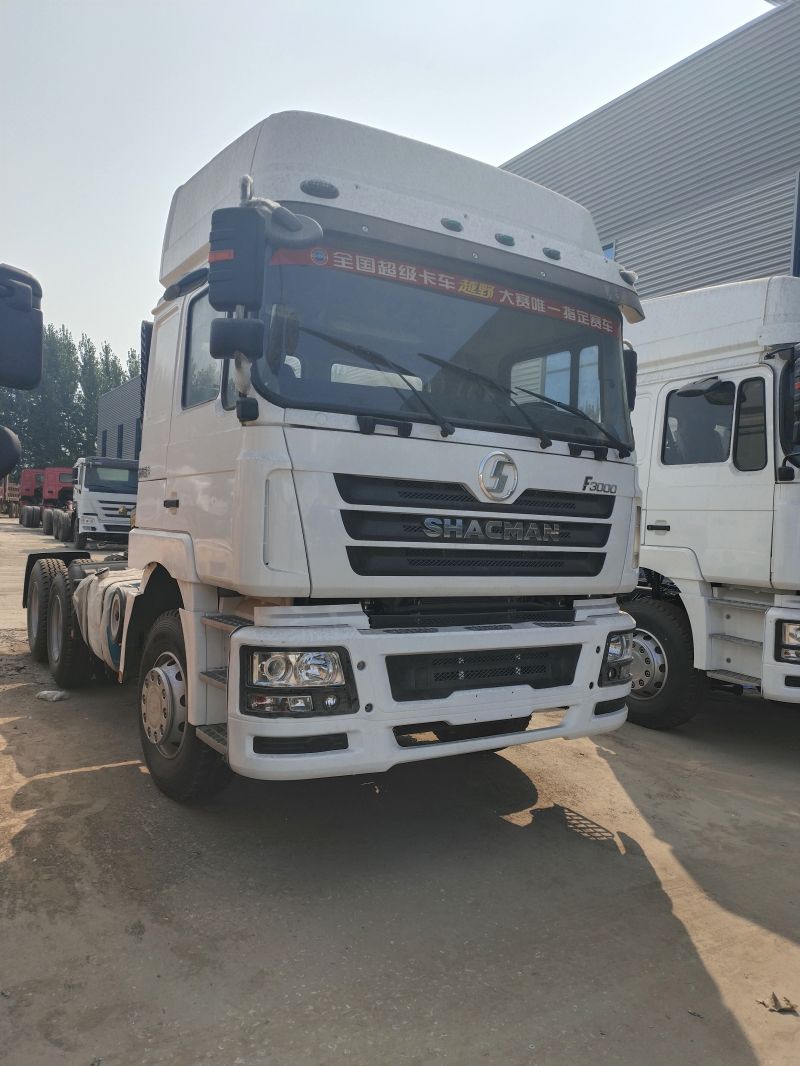 Camion à tête de tracteur Shacman F3000 6X4