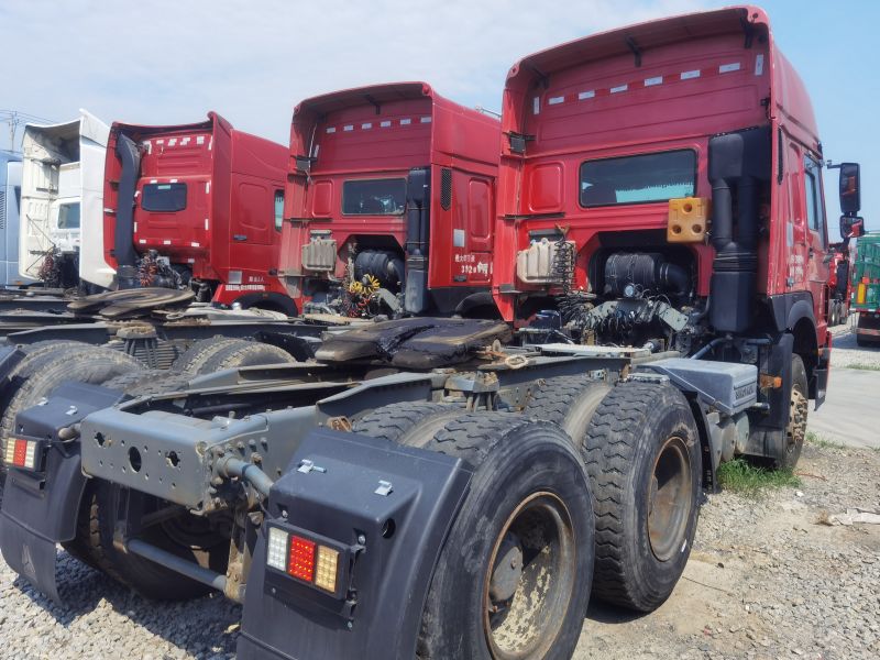 Camion tracteur Sinotruk Howo 6x4