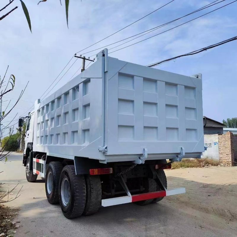 Xe tải tự đổ Sinotruk Howo 371 6x4